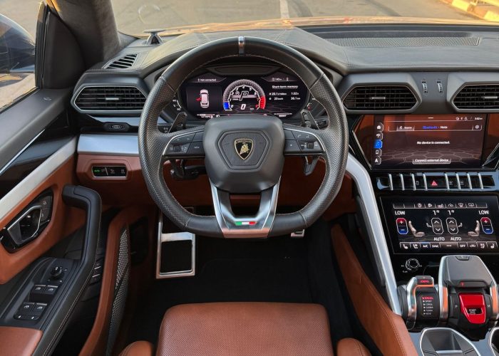 Lamborghini urus 2020 (6)