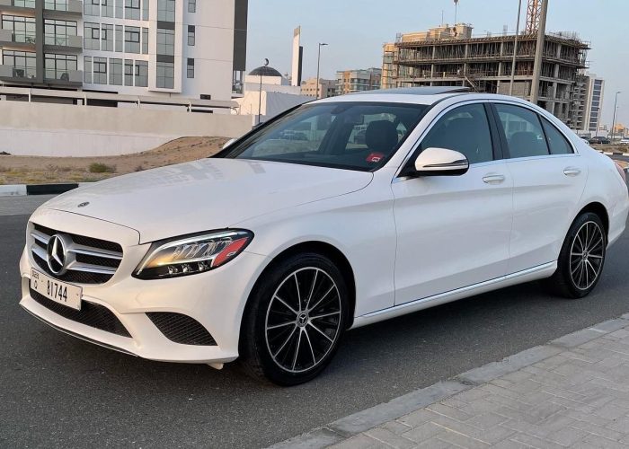 Mercedes C300 2021 (4)
