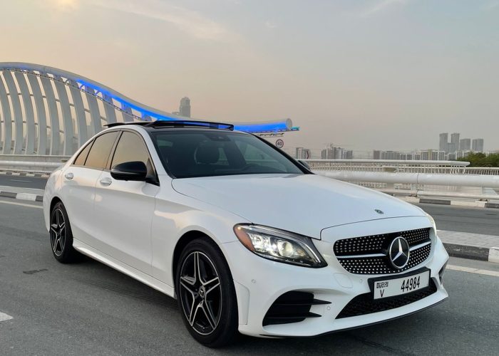 Mercedes C300 2022 (2)