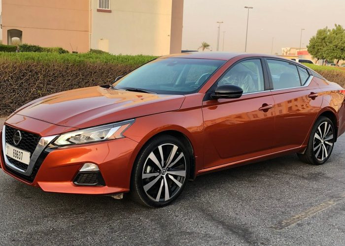 Nissan Altima 2020 Or (8)