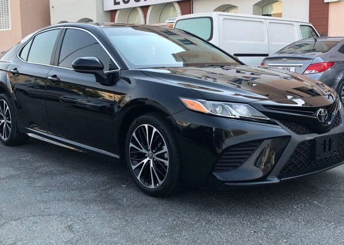 Toyota Camry 2021 (2)